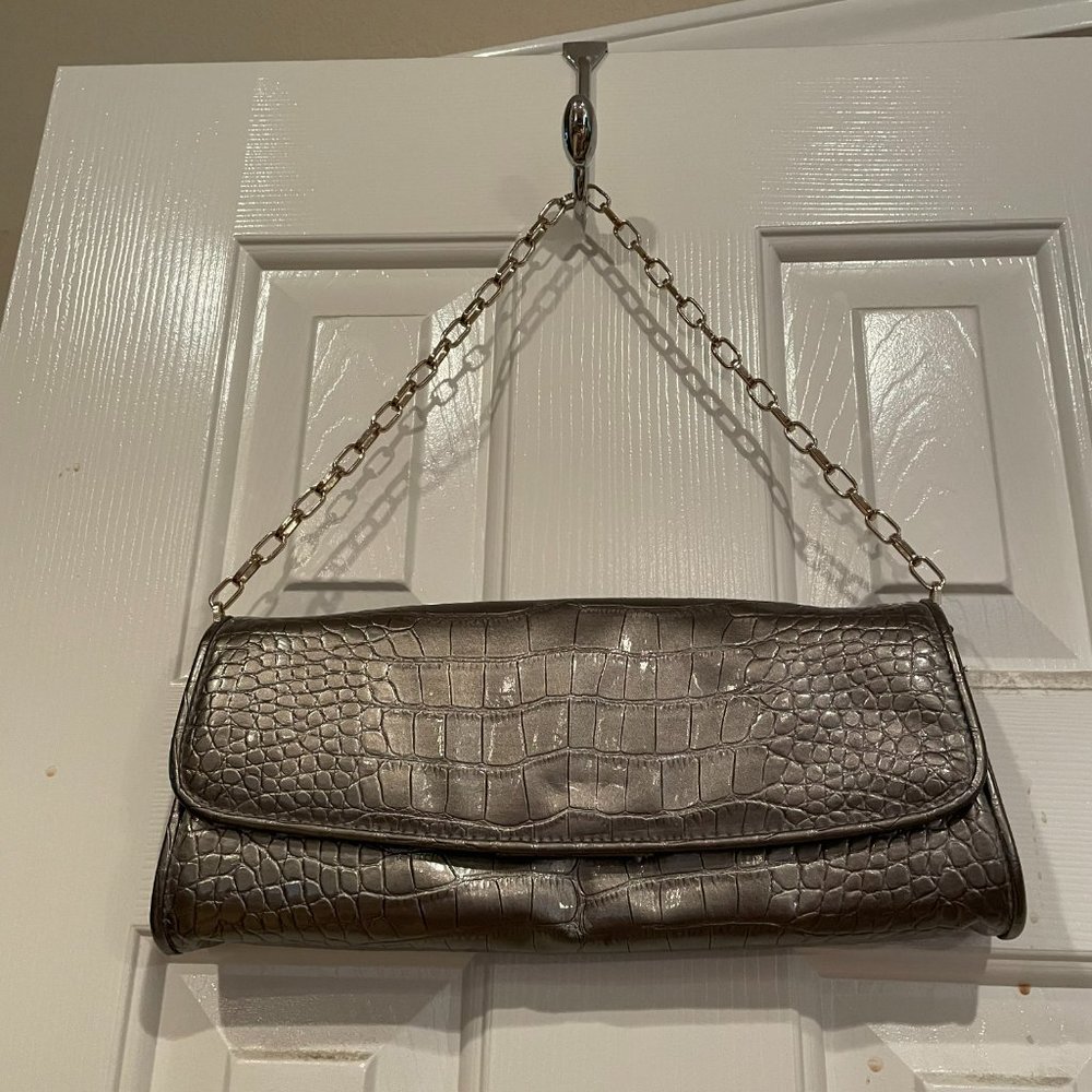 Purses/Handbags - Picture 8 of 10